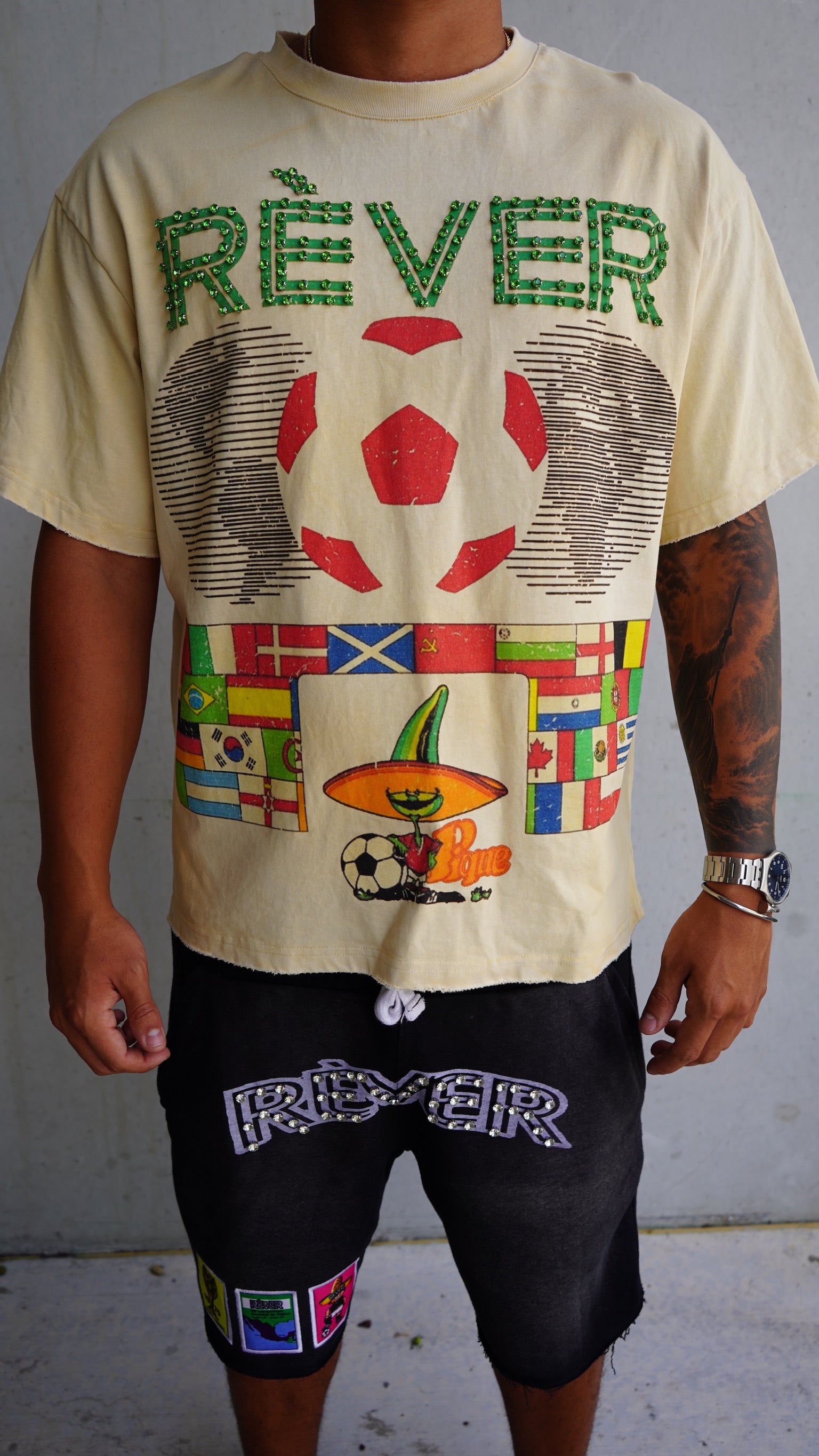 Le Monde Tee